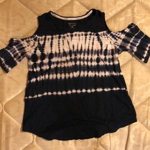 Size medium Calvin Klein top